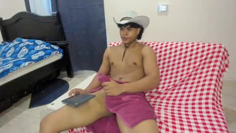 Snapshot of johan_beley_7k chatting on 14, 1, 2025 Johan Beley online show from 14, 1, 2025