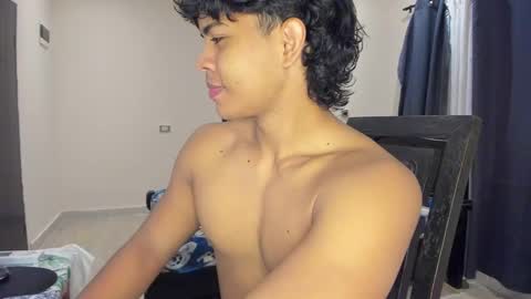 Snapshot of johan_beley_7k chatting on 27, 1, 2025 Johan Beley online show from 27, 1, 2025