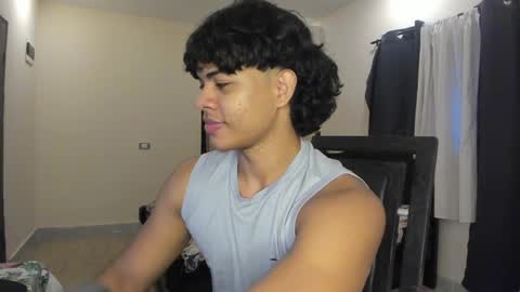 Snapshot of johan_beley_7k chatting on 27, 2, 2025 Johan Beley online show from 27, 2, 2025