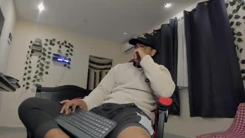 Snapshot of johan_beley_7k chatting on 27, 9, 2025 Johan Beley online show from 27, 9, 2025