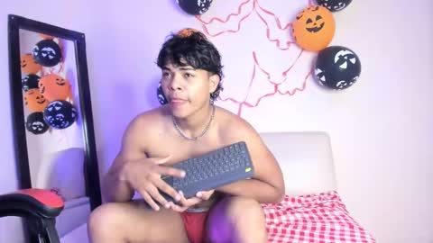 Snapshot of johan_beley_7k chatting on 3, 11, 2025 Johan Beley online show from 3, 11, 2025