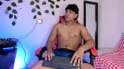 Snapshot of johan_beley_7k chatting on 17, 11, 2025 Johan Beley online show from 17, 11, 2025