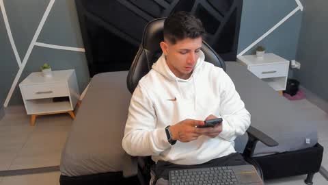 Johan Williams online show from 24, 12, 2024