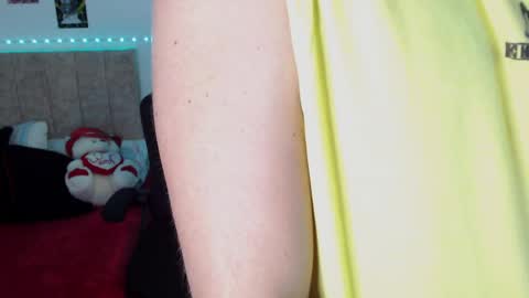 JOHAN independient model online show from 18, 1, 2025