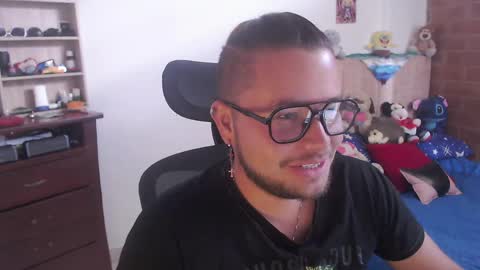 JOHAN independient model online show from 1, 6, 2026