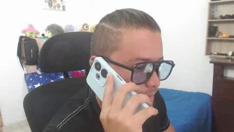 JOHAN independient model online show from 5, 6, 2026