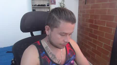 JOHAN independient model online show from 12, 6, 2026
