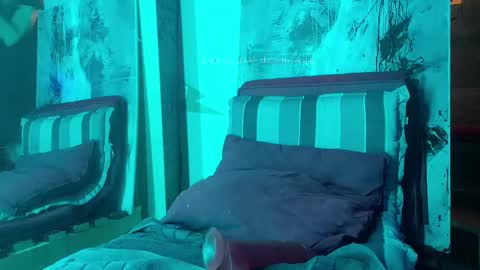 Snapshot of johanna_obey_you chatting on 11, 1, 2025 Johanna Sweet online show from 11, 1, 2025