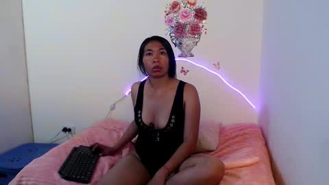 Snapshot of johanyxs chatting on 11, 11, 2025 JOHANYXS online show from 11, 11, 2025