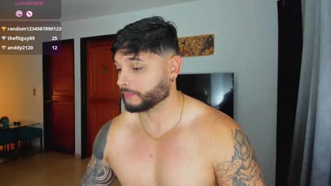 Snapshot of johatsu chatting on 6, 12, 2024 King - online show from 6, 12, 2024