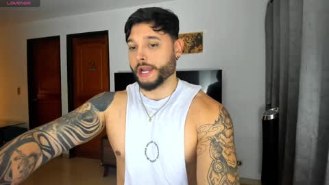 Snapshot of johatsu chatting on 21, 12, 2024 King - online show from 21, 12, 2024