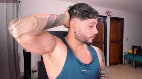 Snapshot of johatsu chatting on 2, 2, 2025 King - online show from 2, 2, 2025