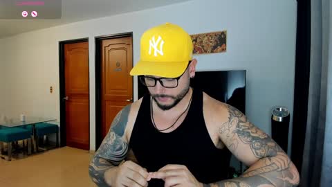 Snapshot of johatsu chatting on 3, 2, 2025 King - online show from 3, 2, 2025