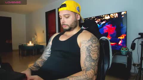 Snapshot of johatsu chatting on 22, 10, 2025 King - online show from 22, 10, 2025