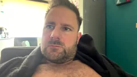 john281985 online show from 10, 5, 2026