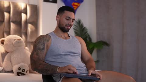 john online show from 23, 12, 2024