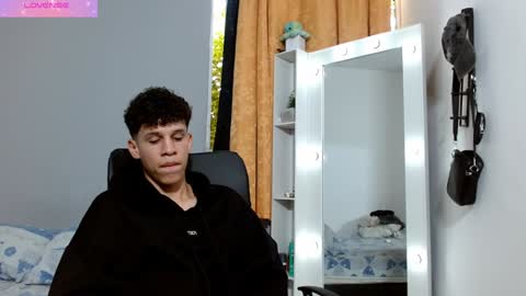 Snapshot of john_ssnow29 chatting on 15, 12, 2024 john_ssnow29 online show from 15, 12, 2024