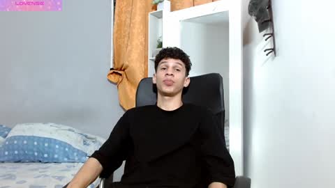 Snapshot of john_ssnow29 chatting on 20, 12, 2024 john_ssnow29 online show from 20, 12, 2024