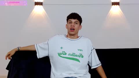 Snapshot of john_ssnow29 chatting on 11, 9, 2025 john_ssnow29 online show from 11, 9, 2025