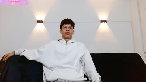 Snapshot of john_ssnow29 chatting on 7, 10, 2025 john_ssnow29 online show from 7, 10, 2025