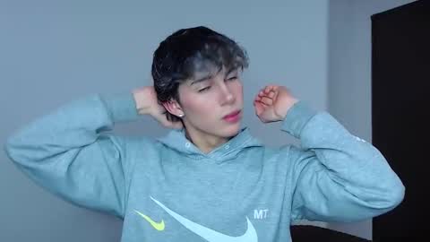 John Vichenso online show from 24, 11, 2025