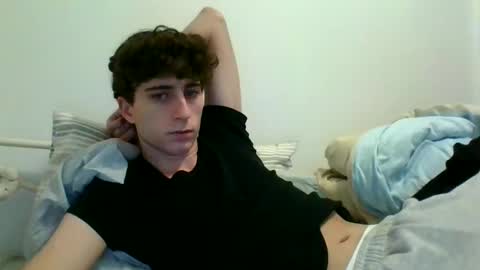 Snapshot of johnandrewssub18 chatting on 12, 1, 2025 johnandrewssub18 online show from 12, 1, 2025