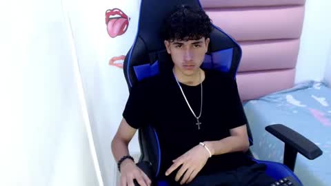 johnny_cagee online show from 4, 12, 2024