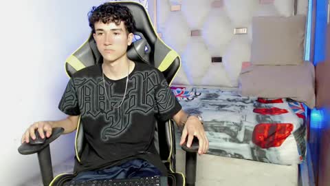 johnny_cagee online show from 18, 9, 2025