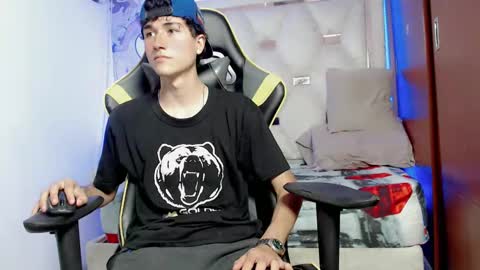 johnny_cagee online show from 12, 10, 2025