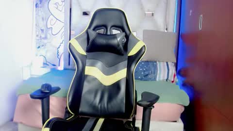 johnny_cagee online show from 15, 12, 2025