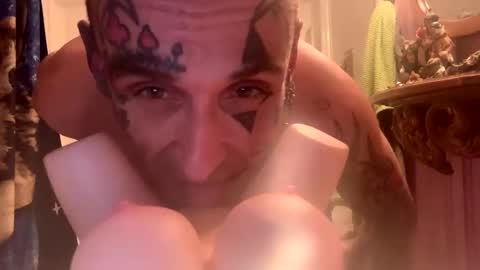 Snapshot of johnnyct36 chatting on 8, 3, 2025 johnnyct36 online show from 8, 3, 2025