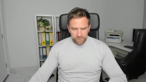 Snapshot of johnnydough82 chatting on 2, 12, 2024 johnnydough82 online show from 2, 12, 2024