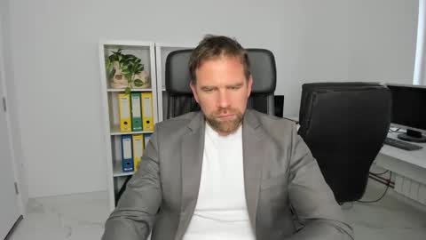 Snapshot of johnnydough82 chatting on 6, 12, 2024 johnnydough82 online show from 6, 12, 2024