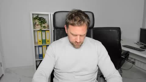 Snapshot of johnnydough82 chatting on 9, 12, 2024 johnnydough82 online show from 9, 12, 2024