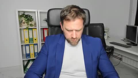 Snapshot of johnnydough82 chatting on 14, 12, 2024 johnnydough82 online show from 14, 12, 2024