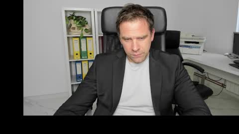 Snapshot of johnnydough82 chatting on 21, 12, 2024 johnnydough82 online show from 21, 12, 2024