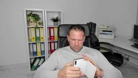 Snapshot of johnnydough82 chatting on 24, 12, 2024 johnnydough82 online show from 24, 12, 2024