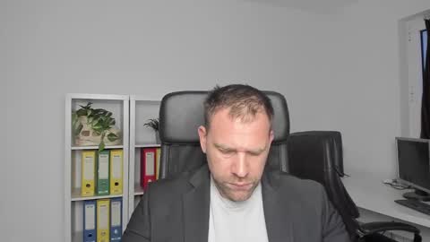 Snapshot of johnnydough82 chatting on 27, 12, 2024 johnnydough82 online show from 27, 12, 2024