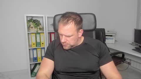 Snapshot of johnnydough82 chatting on 1, 1, 2025 johnnydough82 online show from 1, 1, 2025