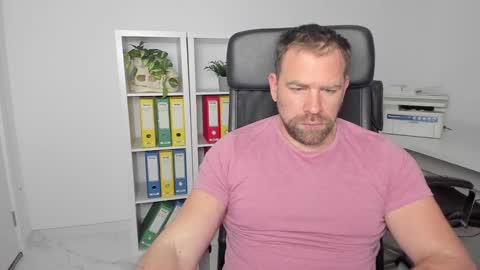 Snapshot of johnnydough82 chatting on 9, 1, 2025 johnnydough82 online show from 9, 1, 2025