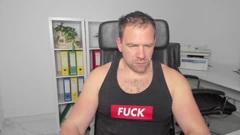 Snapshot of johnnydough82 chatting on 14, 1, 2025 johnnydough82 online show from 14, 1, 2025