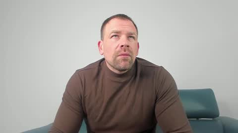 Snapshot of johnnydough82 chatting on 12, 3, 2025 johnnydough82 online show from 12, 3, 2025