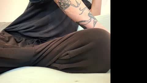 johnny online show from 15, 10, 2025