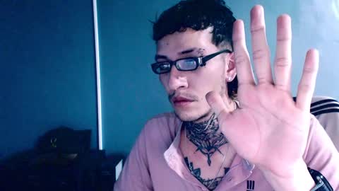 johnsonisaac94  online show from 18, 12, 2024