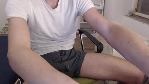 Snapshot of johnx_73 chatting on 6, 11, 2025 John online show from 6, 11, 2025