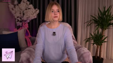 Paula online show from 20, 10, 2025