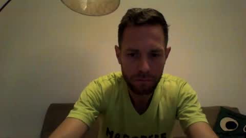 Snapshot of jojo19844 chatting on 14, 10, 2025 jojo19844 online show from 14, 10, 2025