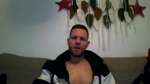 Snapshot of jojo19844 chatting on 15, 12, 2025 jojo19844 online show from 15, 12, 2025