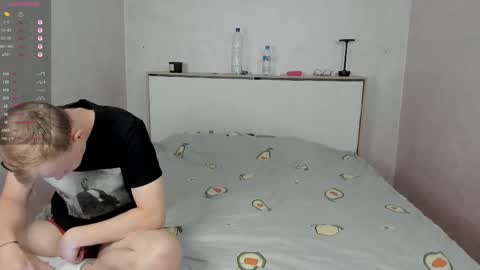 Snapshot of jokkeer69 chatting on 4, 10, 2025 Hello we John and Harli online show from 4, 10, 2025