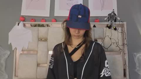 Snapshot of jolie_lov chatting on 16, 10, 2025 jolie_lov online show from 16, 10, 2025